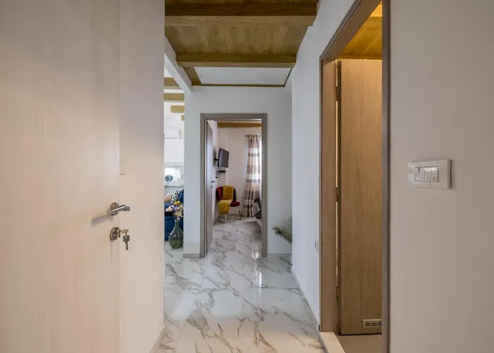 Royal Blue Marine * فوديس