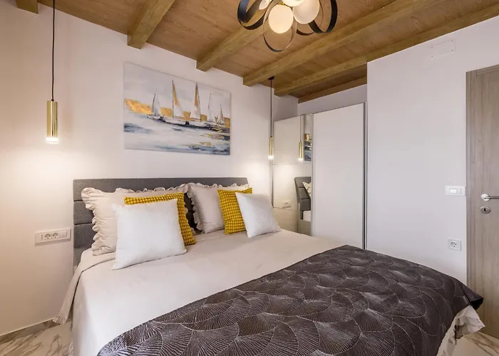 شقة Royal Blue Marine